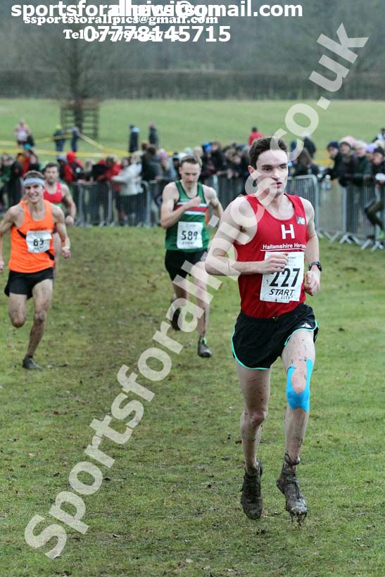 Senior mens Northern Cross Country Champs., Camp Hill Estate, Kirklington.  Photo: David T. Hewitson/Sports for All Pics